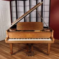 Usado, Steinway & Sons, O-180