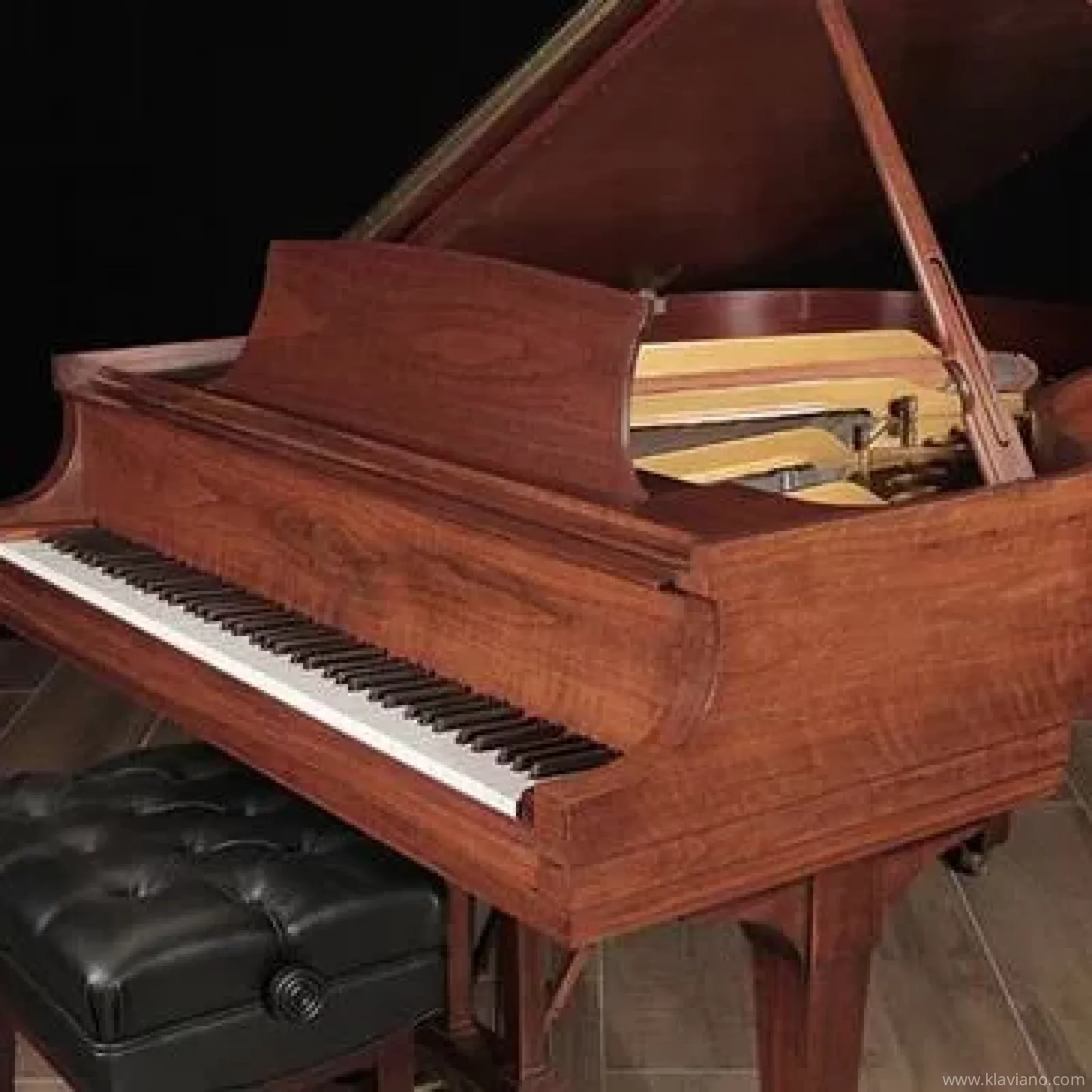 Used, Steinway & Sons, M-170