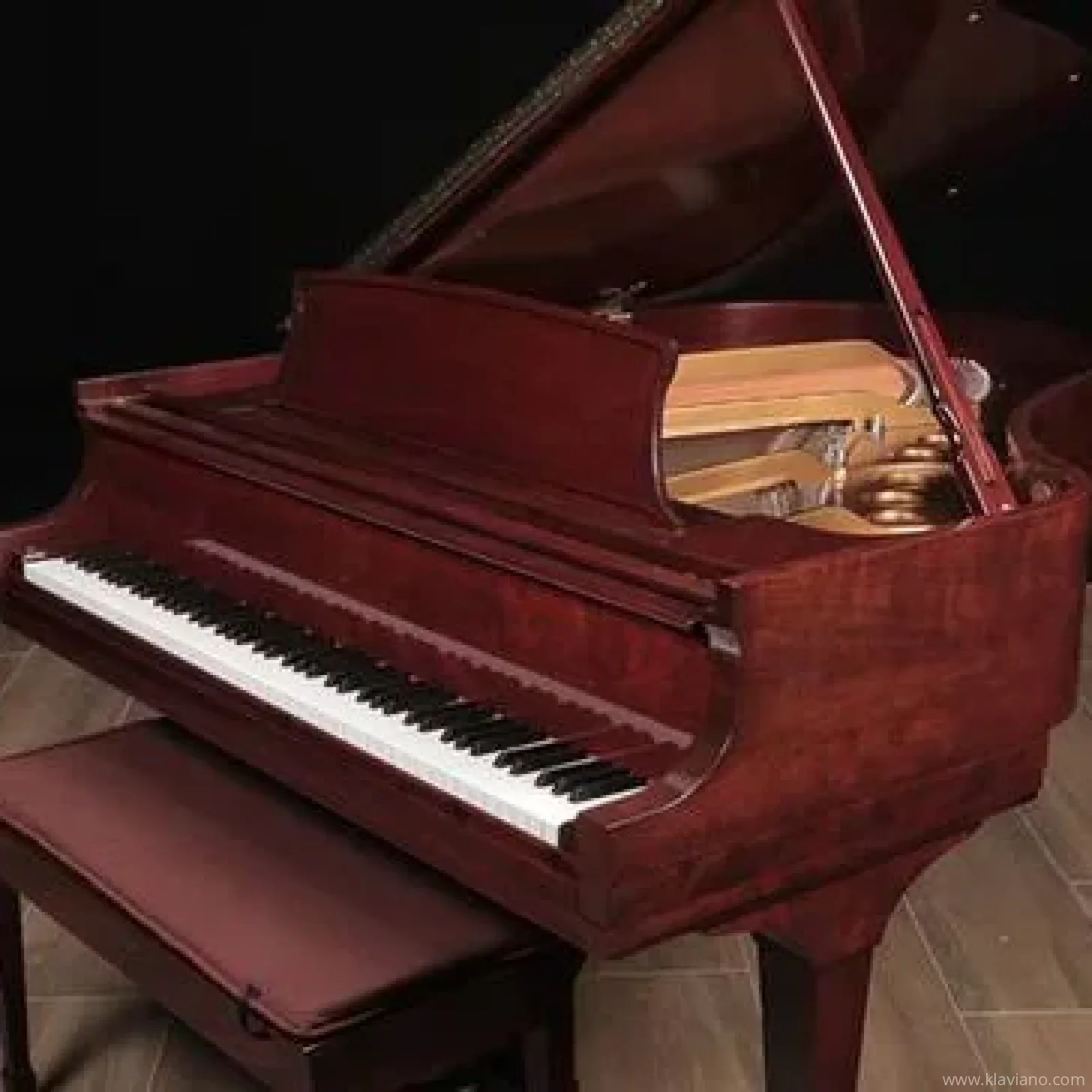 Usado, Steinway & Sons, M-170