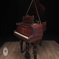 Används, Steinway & Sons, B-211