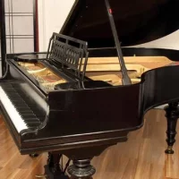 Usado, Steinway & Sons, O-180