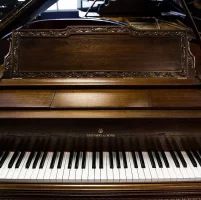 Steinway & Sons, L-179