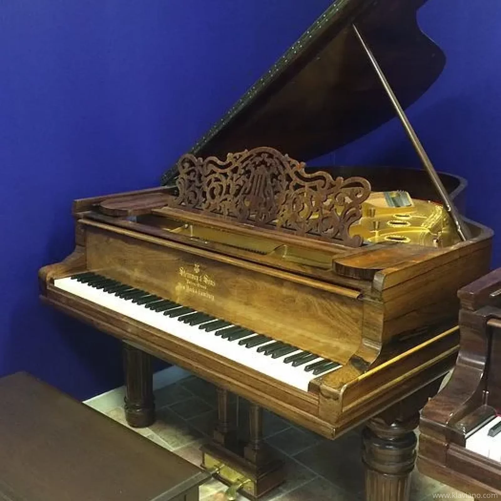 Används, Steinway & Sons, A-188