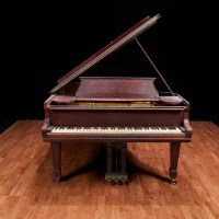 Används, Steinway & Sons, O-180