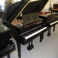 Används, Steinway & Sons, O-180