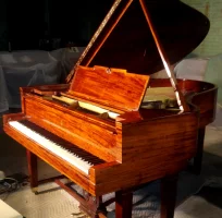 Används, Steinway & Sons, O-180