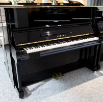 Gebraucht, Yamaha, U1A