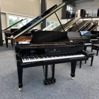 Piano à queue Steinway & Sons, modèle O-180