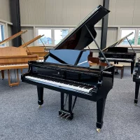 Piano à queue Steinway & Sons, modèle O-180