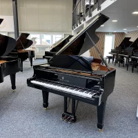 Piano à queue Steinway & Sons, modèle B-211