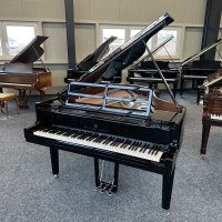 Används, Steinway & Sons, O-180