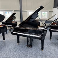 Used, Steinway & Sons, O-180