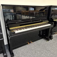 Steinway & Sons Klavier, Mod. K 132