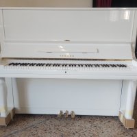 Used, Yamaha, U3H