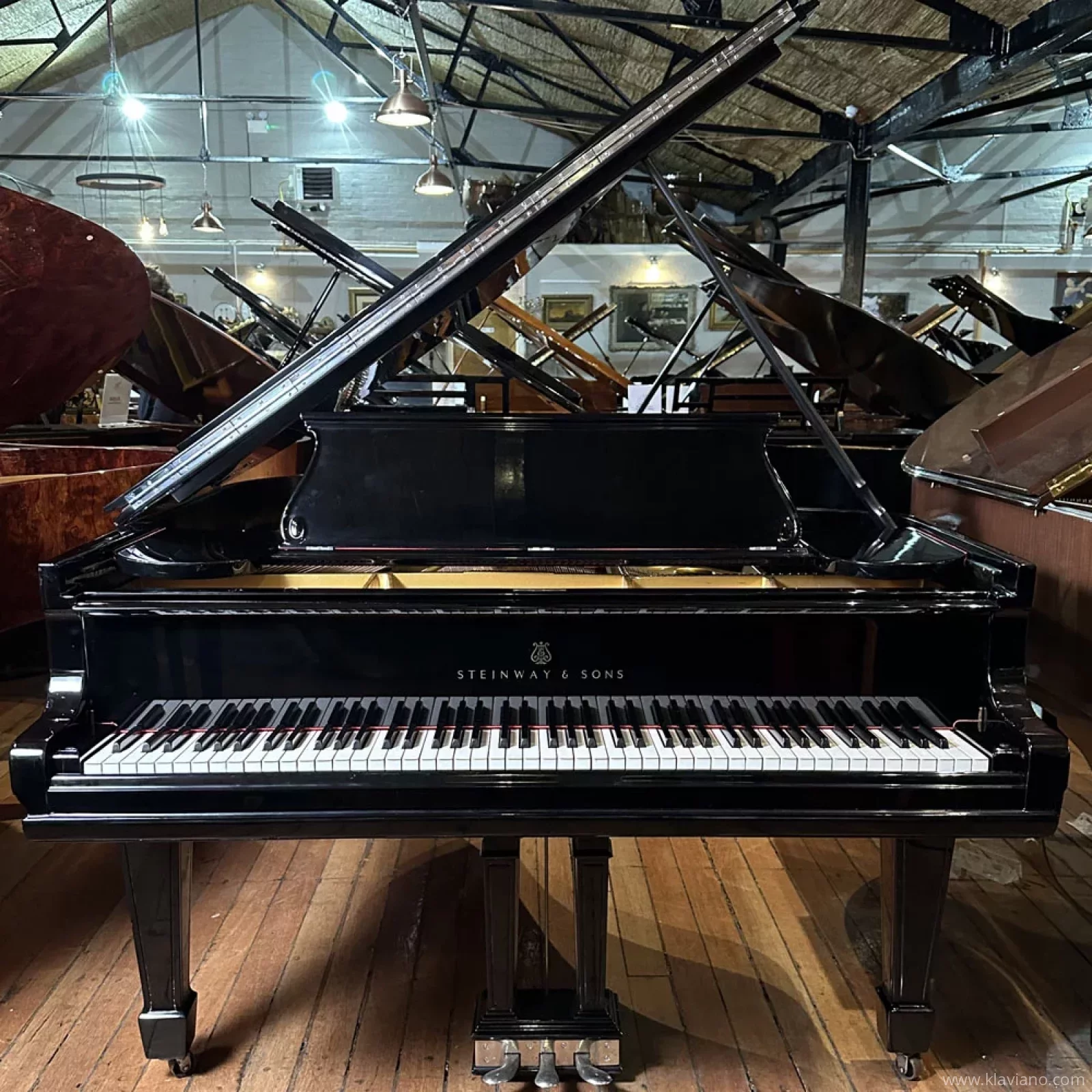 Gebruikte, Steinway & Sons, O-180