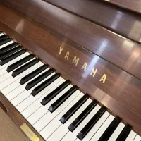 Used, Yamaha, U1