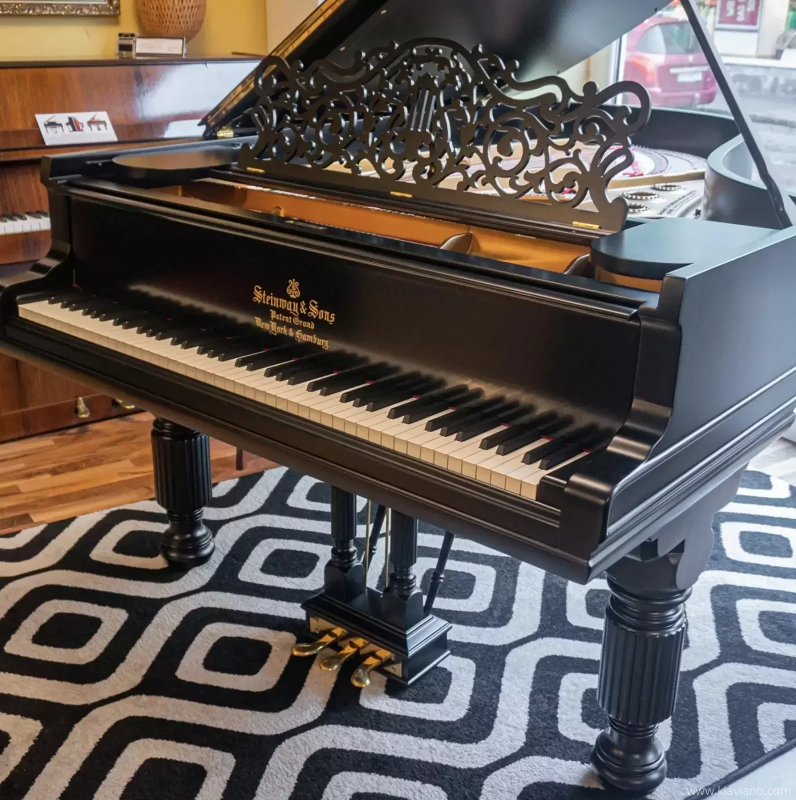 Gebruikte, Steinway & Sons, B-211