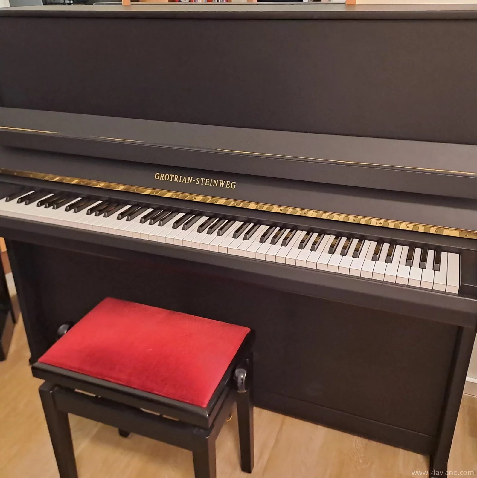 Grotrian Steinweg 124 gebraucht