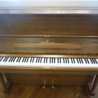 Gebraucht, Steinway & Sons, V-125