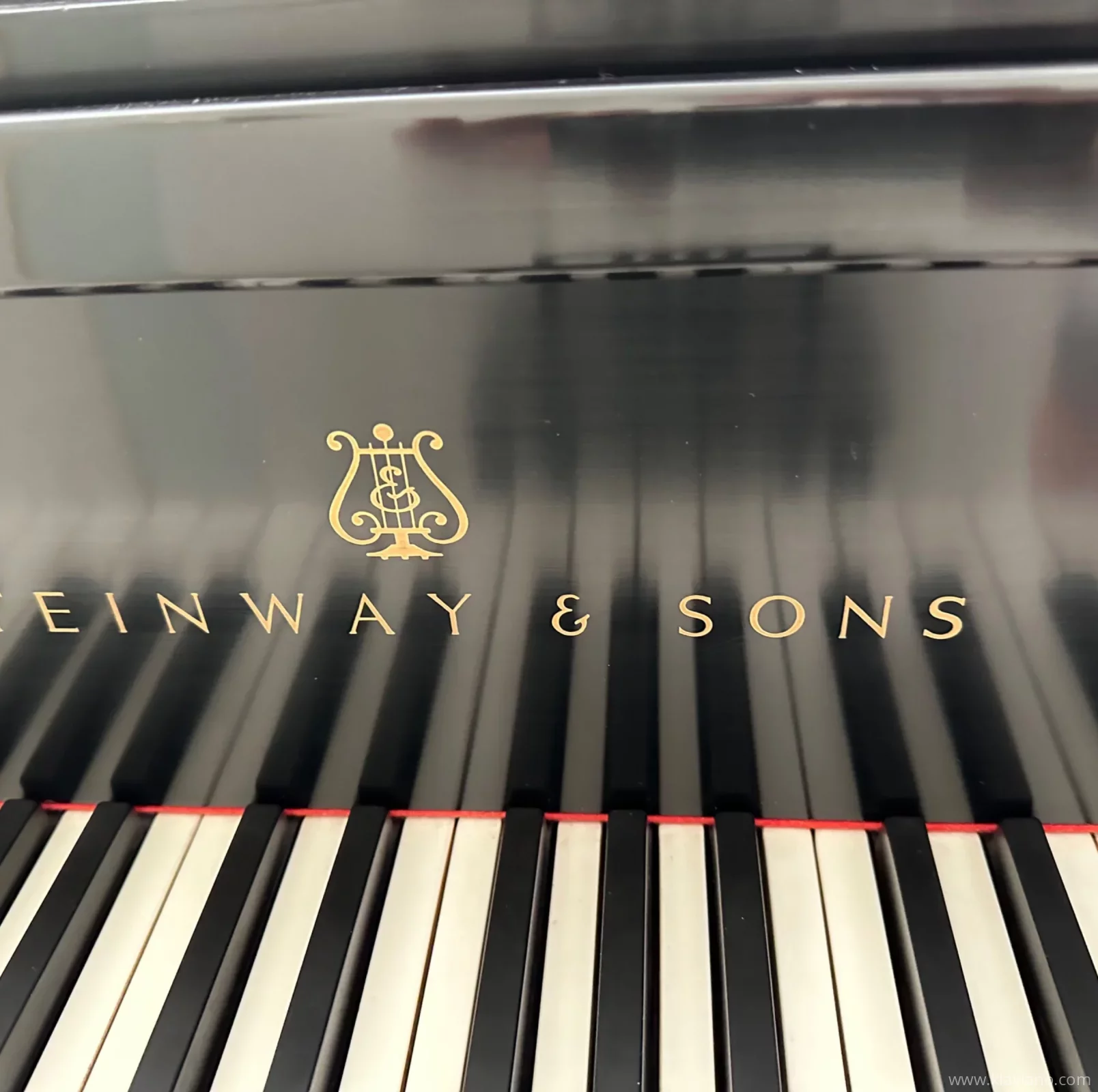 Used Steinway & Sons B-211 | Madrid | After Renovation | Grand Pianos ...