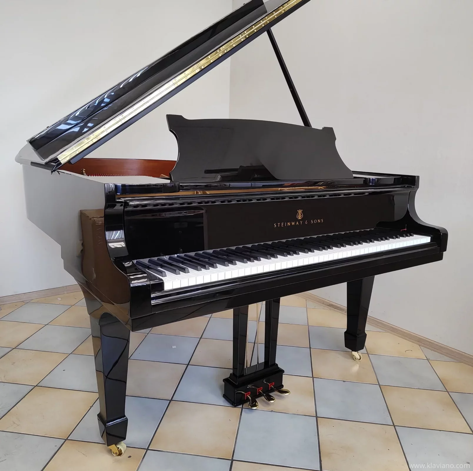 Gebruikte, Steinway & Sons, M-170