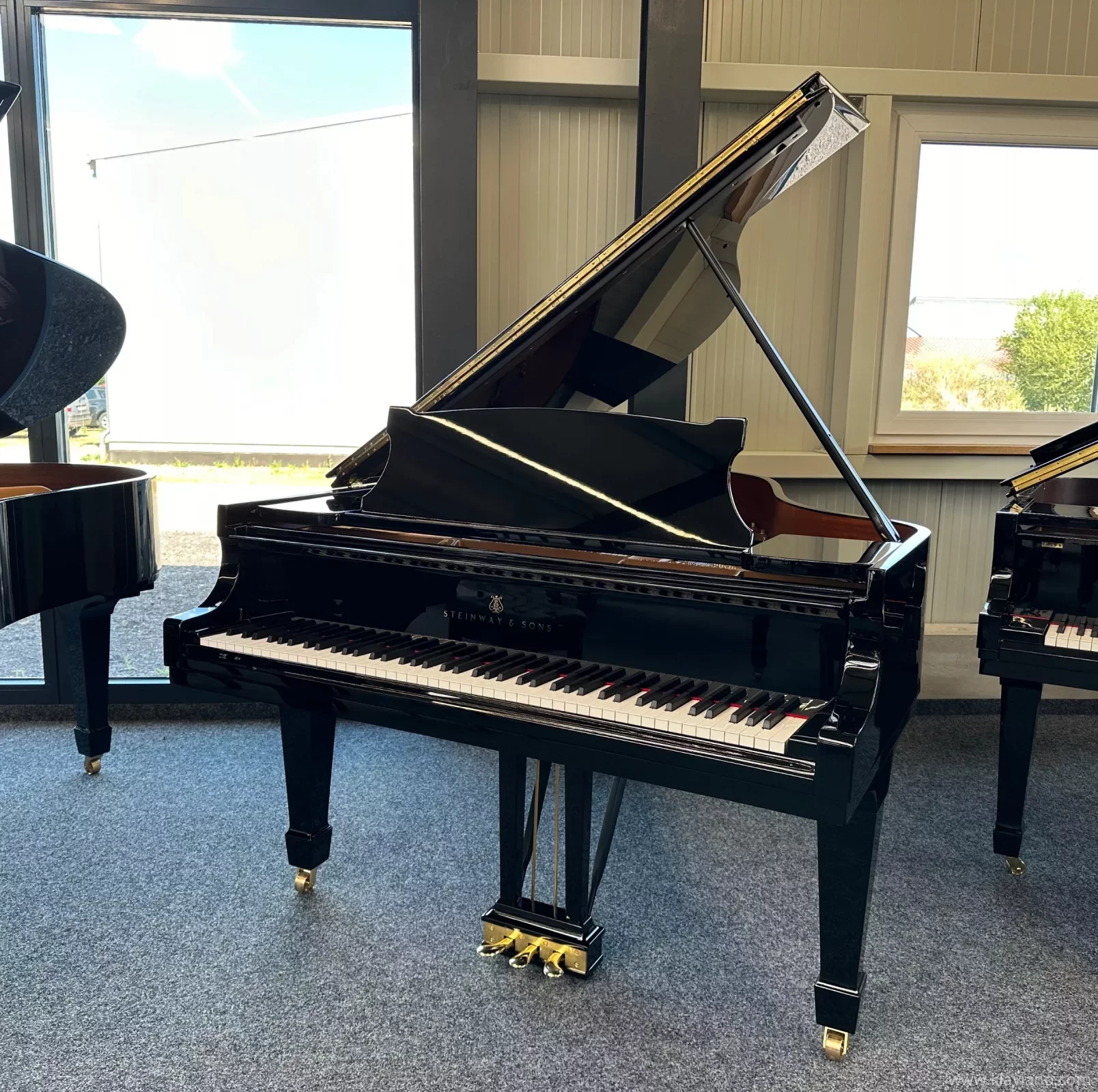 Używany, Steinway & Sons, O-180