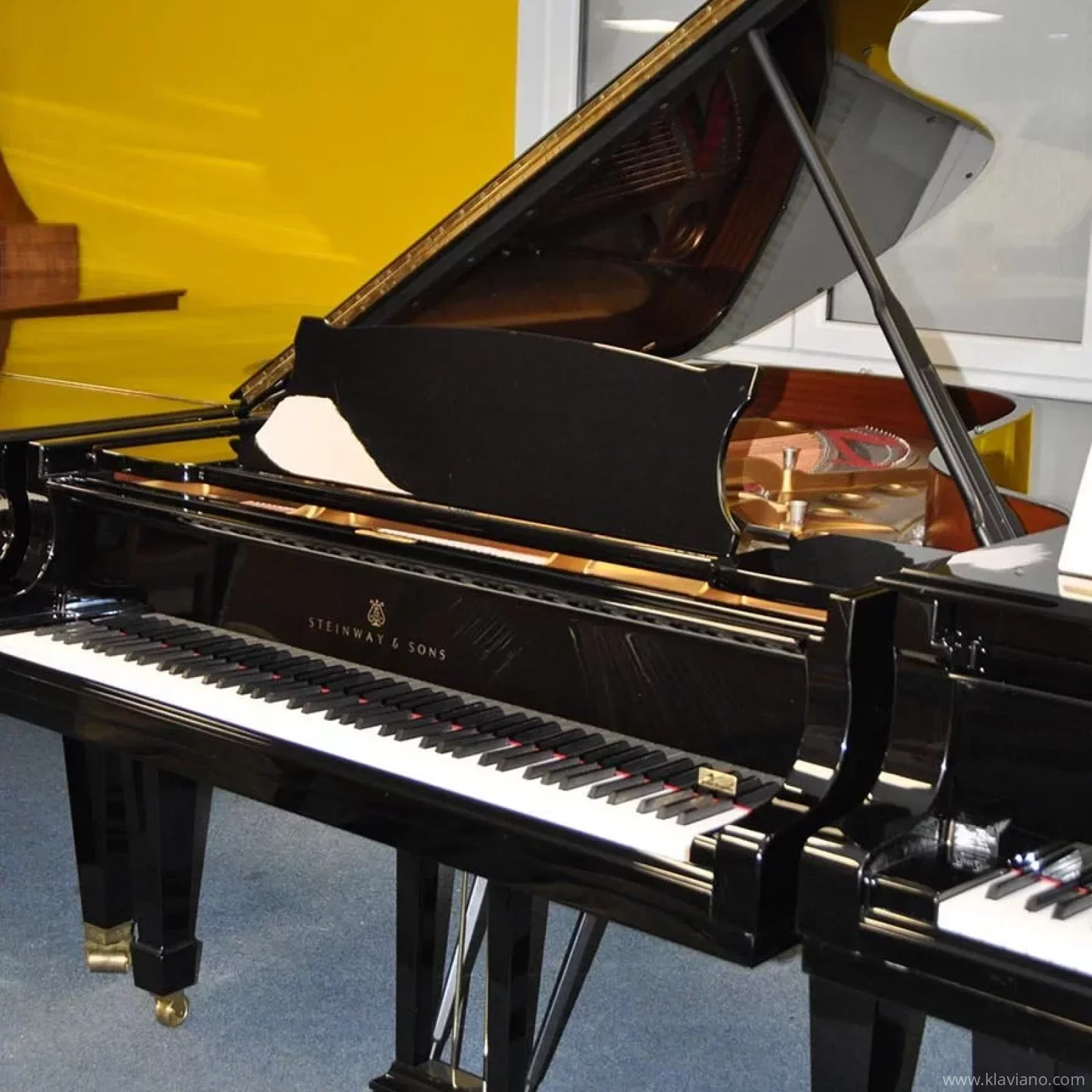 Gebruikte, Steinway & Sons, B-211