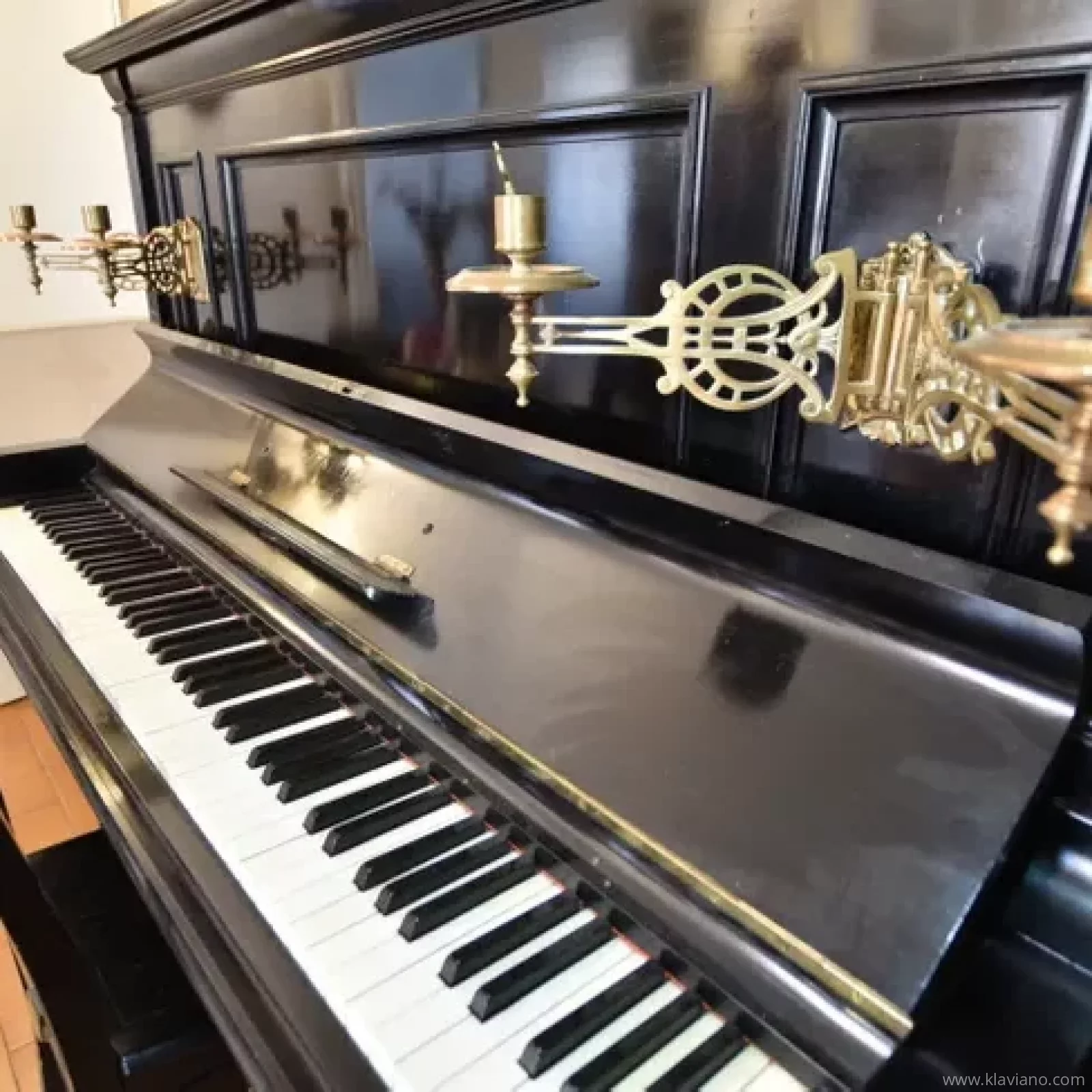 Används, Steinway & Sons, R-138 (I)