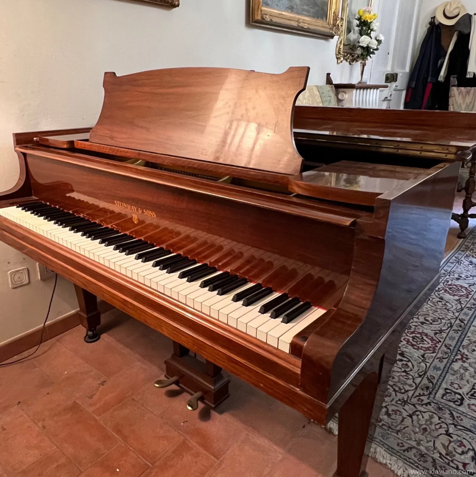 Usado, Steinway & Sons, M-170