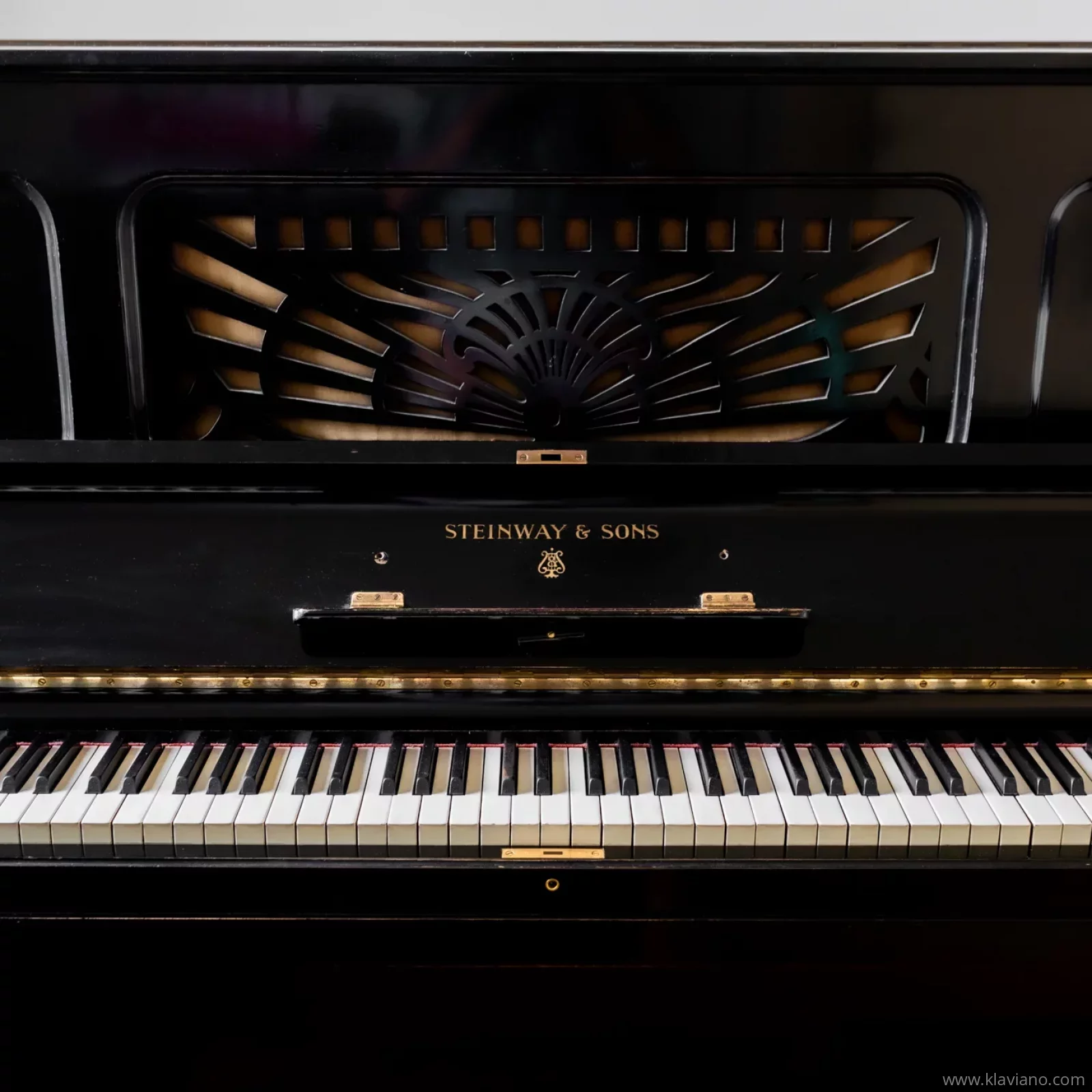 Used, Steinway & Sons, K-132 (52)