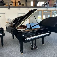 Steinway & Sons Flügel, Modell B-211