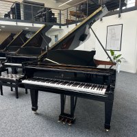 Steinway & Sons Flügel, Modell B-211