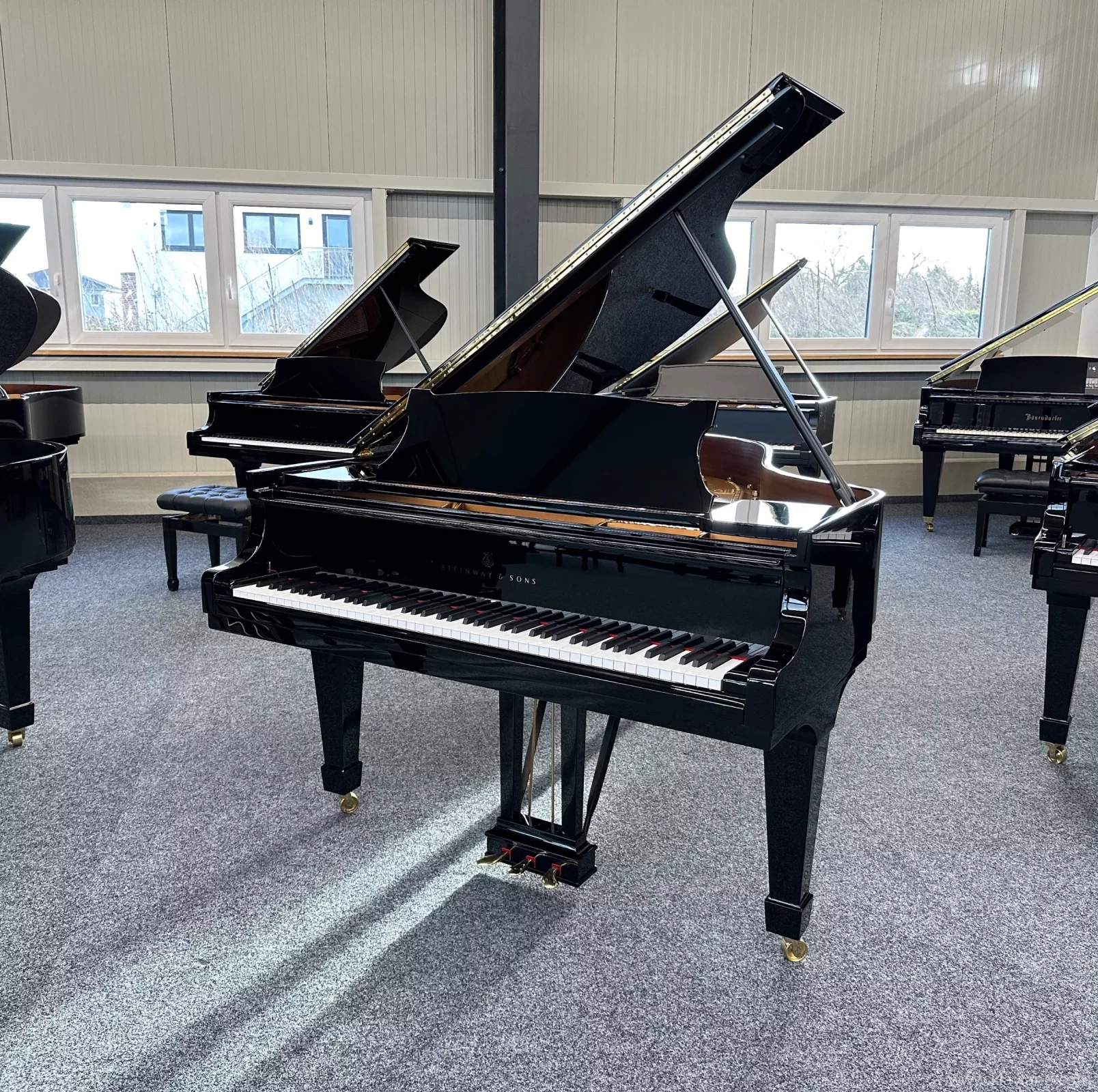 Steinway & Sons Flügel, Modell O-180