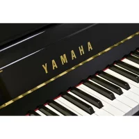 Used, Yamaha, b2